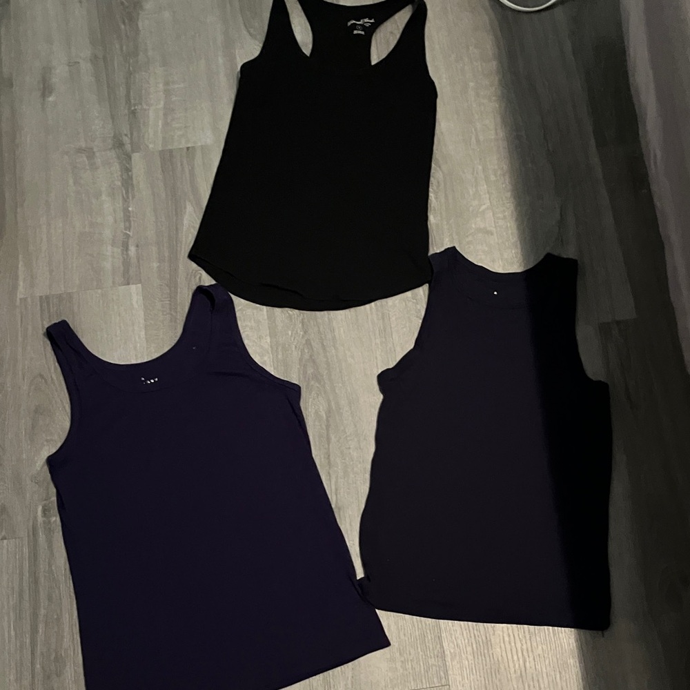 3 Tank Top Lot